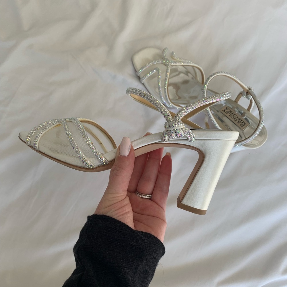 Beautiful 8.5 Badgley Mischka Strappy Heel Sandal with Rhinestones - Used (Good)